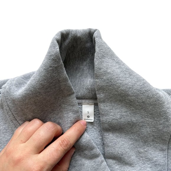 Lululemon SMALL Gray Know Your Angles Crop V-Neck Pullover Fleece Poncho - Picture 9 of 12